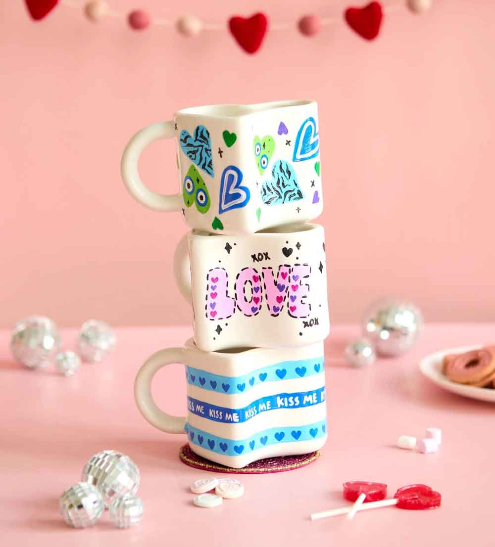 Kunvos™ Perfect-Pair Mugs Kit – Paint Your Own Interlocking Heart Ceramic Cups