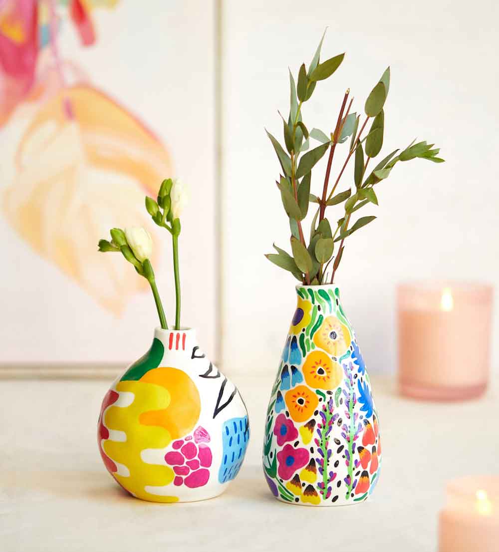 Kunvos™ Paint-a-Vase Kit (Set of 2) – Design Your Own Aesthetic Home Decor Ceramic Vases