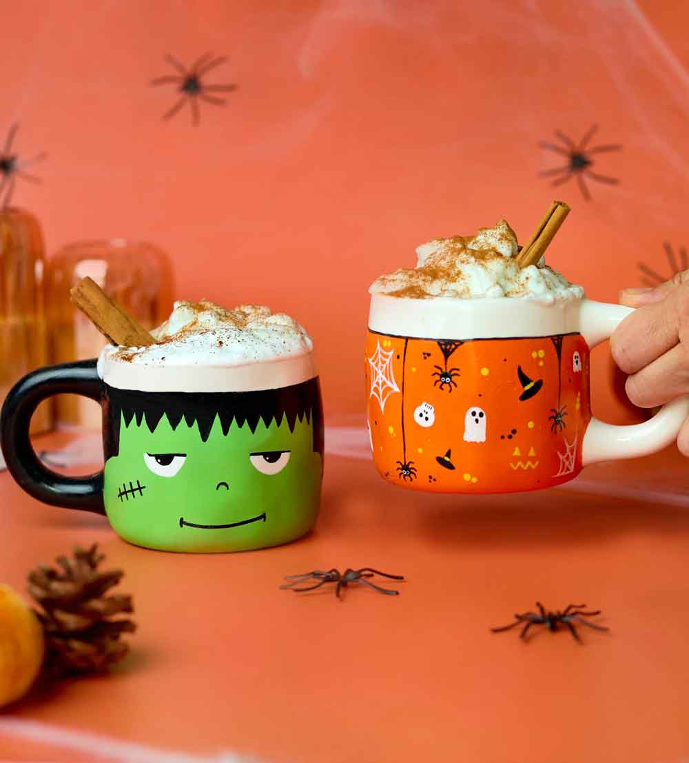 Kunvos™ Spooky Paint-a-Mug Kit (Set of 2) – The Ultimate Cozy Halloween DIY Craft Night