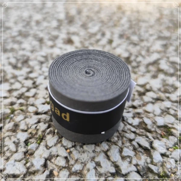 Black Padel Grip Tape 3-Pack for Racket Handles product image by Kunvos